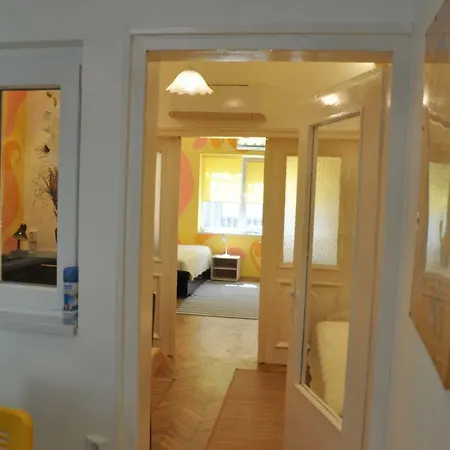Arlequin Apartment *