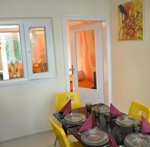 Arlequin Apartament *