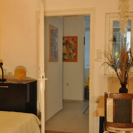 Arlequin Apartment
